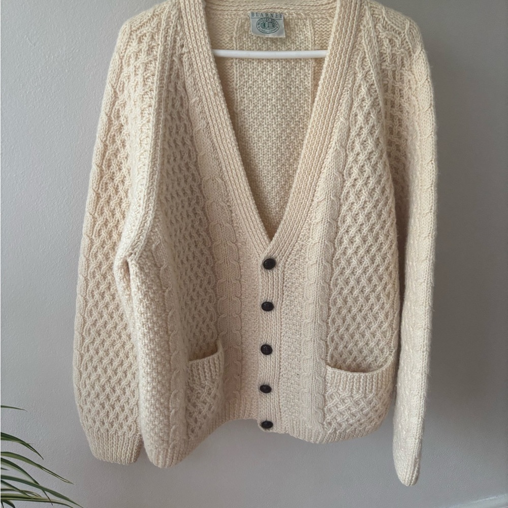 Blarney Woolen Mills 100% Wool Classic Cream Cable Knit Sweater